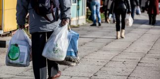 DAR VIENAS NAUJAS ĮSTATYMAS LENKIJOJE