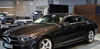 Keliavo vogtu Mercedesu