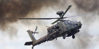 Naktiniai karinių sraigtasparnių skrydžiai virš Suvalkų