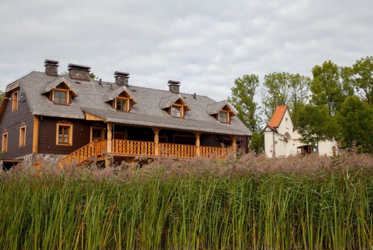 folwark hutta 9 1 768x515