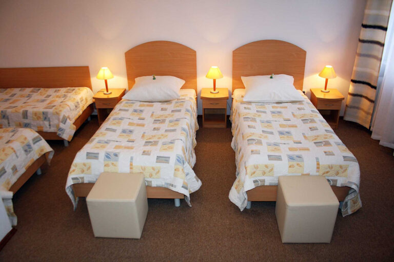 hotel logos suvalkai1 768x512