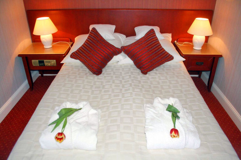 hotel logos suvalkai2 768x512