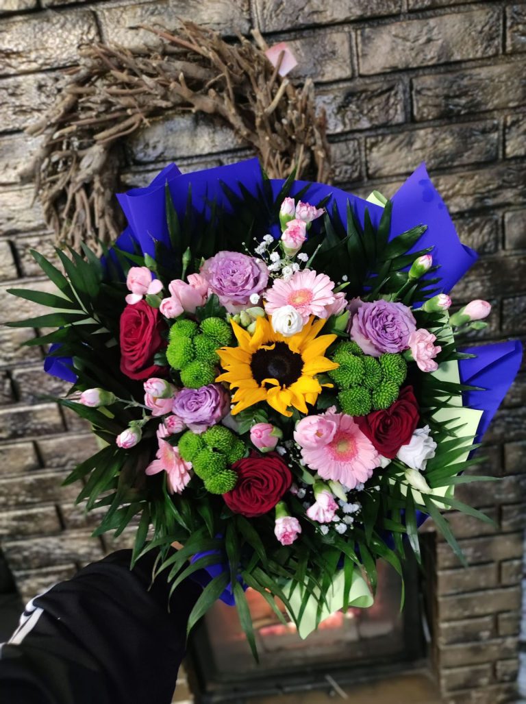 rozany zakatek 1 768x1027