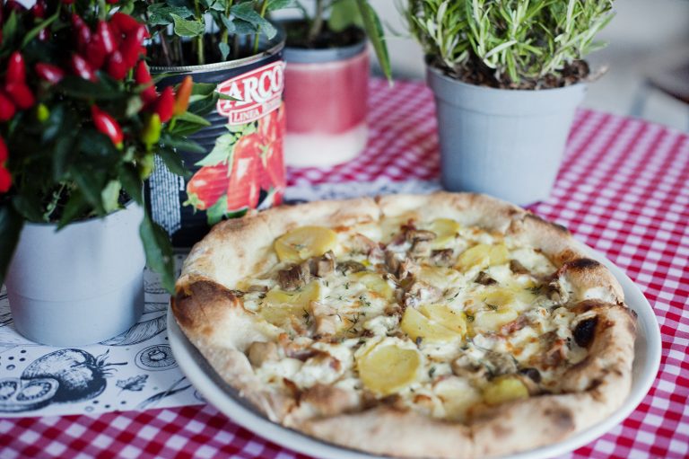 ciao amore pasta pizza 14 768x511