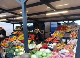 Bazaras Bakałarzewska gatvėje Suvalkuose – detalės