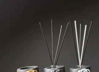 Namų Kvapai su Lazdelėmis – Jaukumas ir Gaivumas Kiekviename Kambaryje