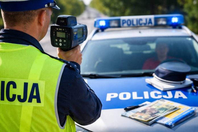 Baudos ir baudos taškai užsienio vairuotojams Lenkijoje 2026 m.