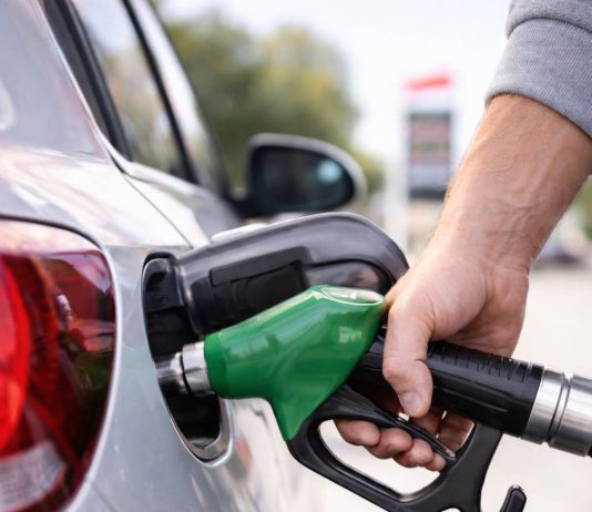 Pigesnis kuras Lenkijoje. Kiek už benziną ir dyzeliną sumokėsite Suvalke?