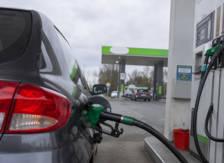 Kuro kainos Lenkijoje gali sumažėti. Energetikos ministras atkreipia dėmesį į teigiamus rinkos signalus