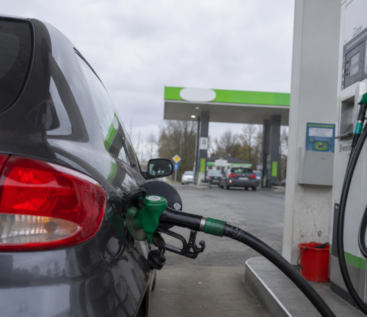 Kuro kainos Lenkijoje gali sumažėti. Energetikos ministras atkreipia dėmesį į teigiamus rinkos signalus