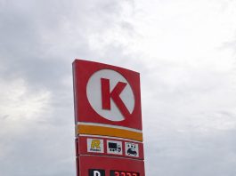 Savaitgalis Lenkijoje. Parduotuvės uždarytos dvi dienas, o nuo pirmadienio keisis degalų kainos